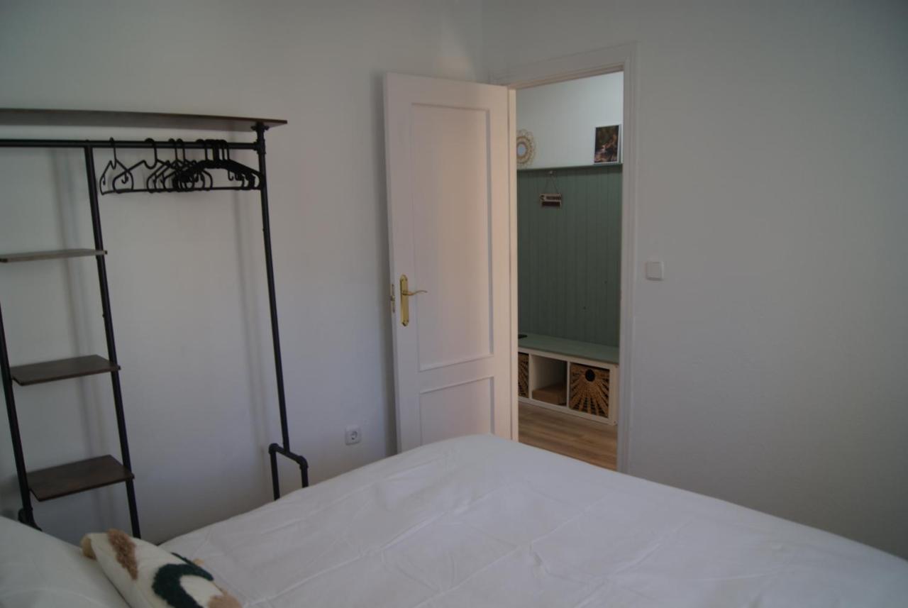 Penas Blancas, Junto A Ruta De Cahorros, Monachil. Appartement Monachil