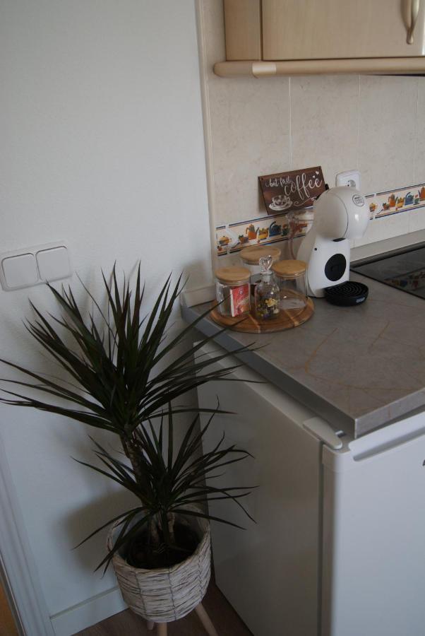 Penas Blancas, Junto A Ruta De Cahorros, Monachil. Appartement